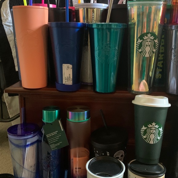 Starbucks cup collection NOT FOR SALE! (1-29-2021) - Picture 4 of 10